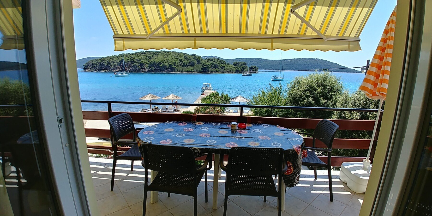 Appartamento 3 camere, con vista mare