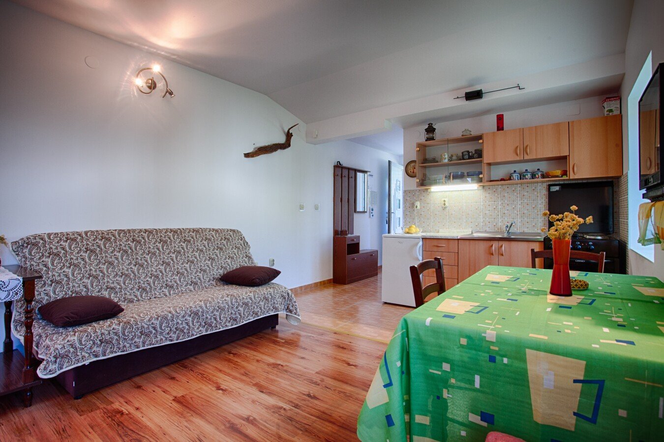 Appartamento 1 camera, con vista mare