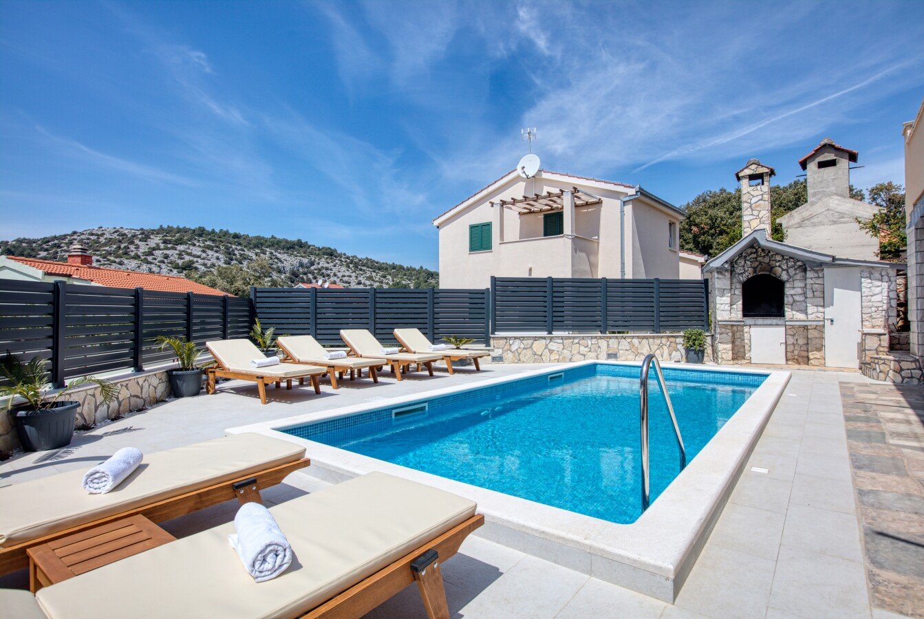 Ferienhaus 4 Schlafzimmer, mit Meerblick