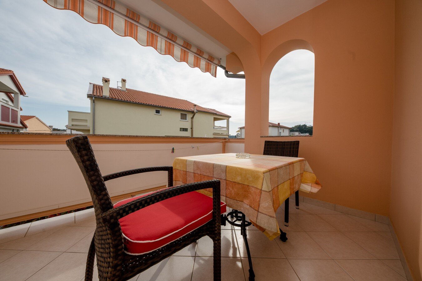 Wohnung 1 Schlafzimmer, mit Klimaanlage