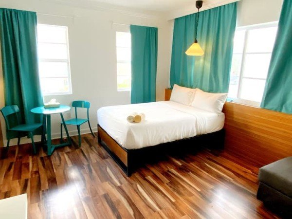 Pousada / Bed and breakfast 1 quarto, com ar condicionado