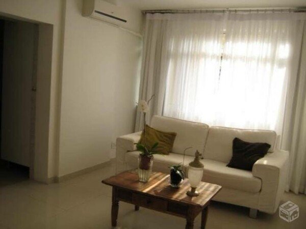 Apartamento 2 quartos, com ar condicionado