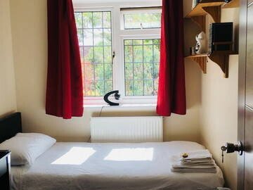 Chambre 1 voyageur, avec petit-déjeuner