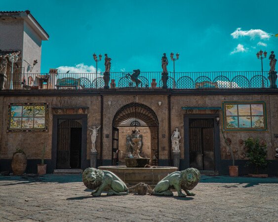 Camera 9 ospiti, con giardino