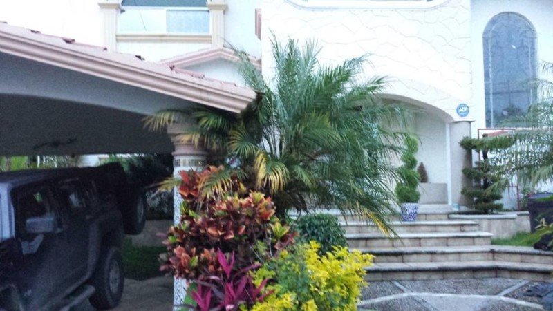 Habitación 6 huéspedes, con piscina