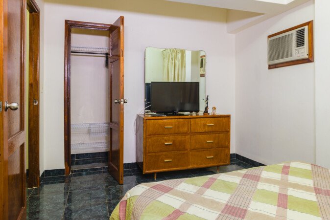 Wohnung 2 Schlafzimmer, mit Parkplatz