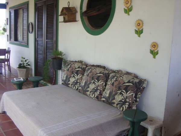 Casa 2 quartos, com jardim