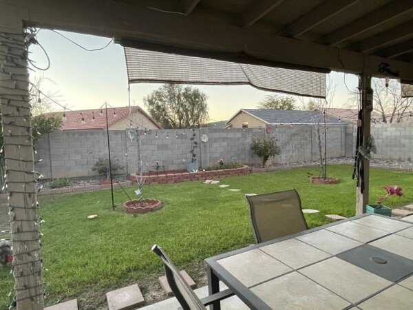 Room 2 guests, with garden