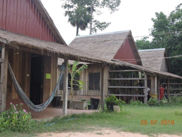 Room 2 guests, with garden