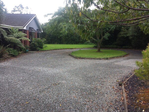 Room 4 guests, with garden