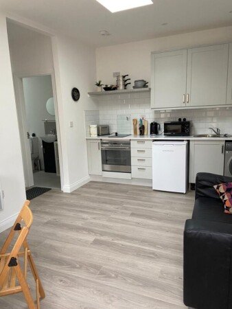 Chambre 9 voyageurs, avec jardin