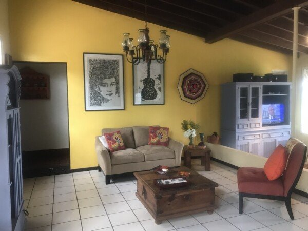 Habitación 2 huéspedes, con jardín