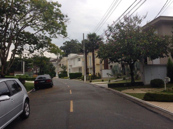 Casa 1 quarto, com jardim