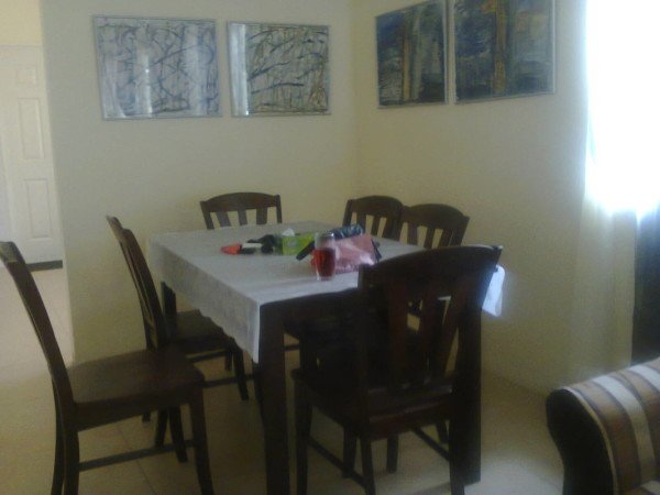 Accommodation 3 bedrooms, with garden