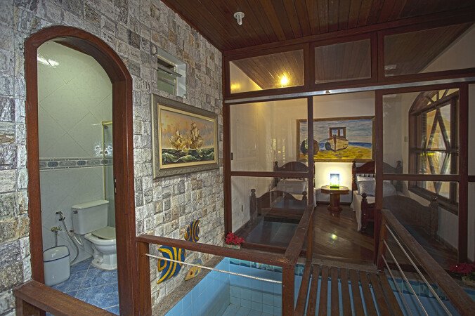 Hospedagem 6 quartos, com piscina