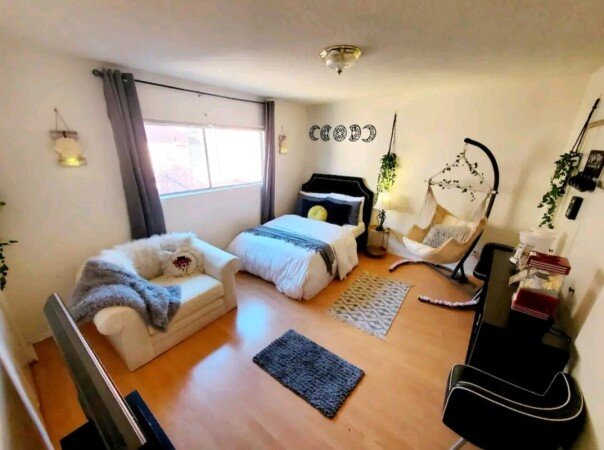 Room 2 guests, with wifi