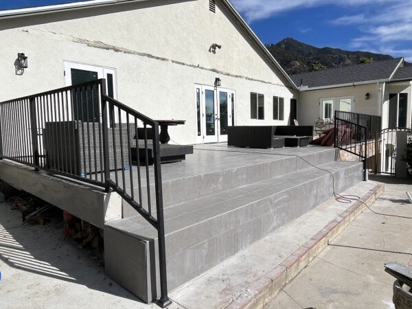 Room 1 guest, with pool