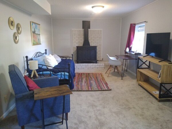 Room 2 guests, with wifi