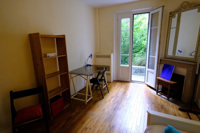 Room 1 guest, with garden