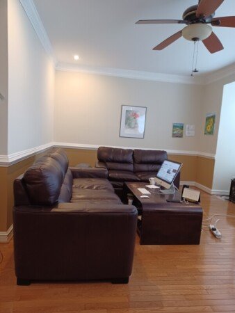 Room 1 guest, with parking