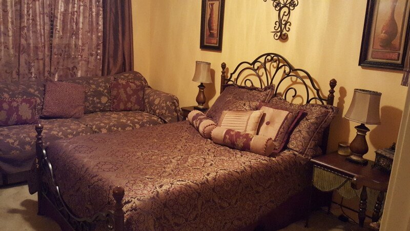 Room 1 guest, with garden