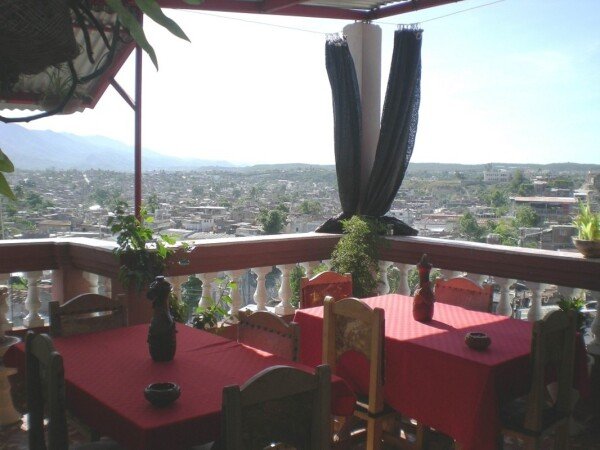 Camera 11 ospiti, con giardino