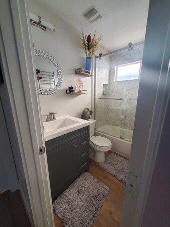 Room 1 guest, with pool