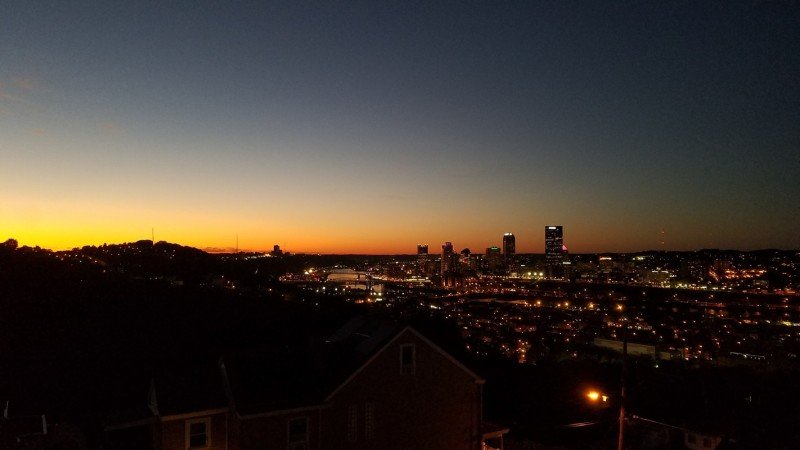 Room 3 guests, with pool