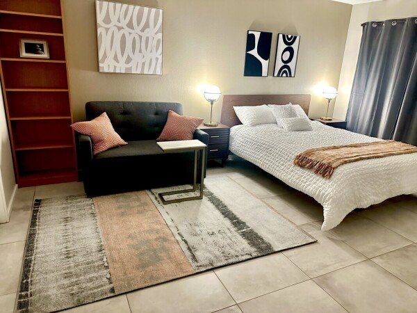 Room 1 guest, with pool