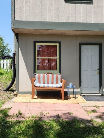 Room 2 guests, with garden