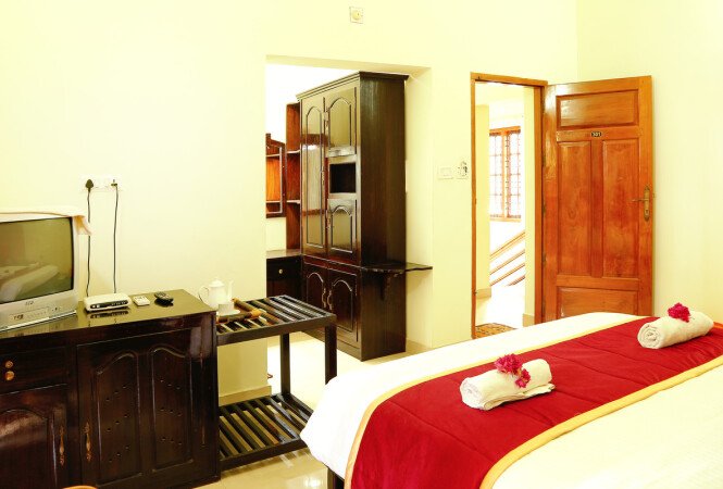 Camera 6 ospiti, con giardino