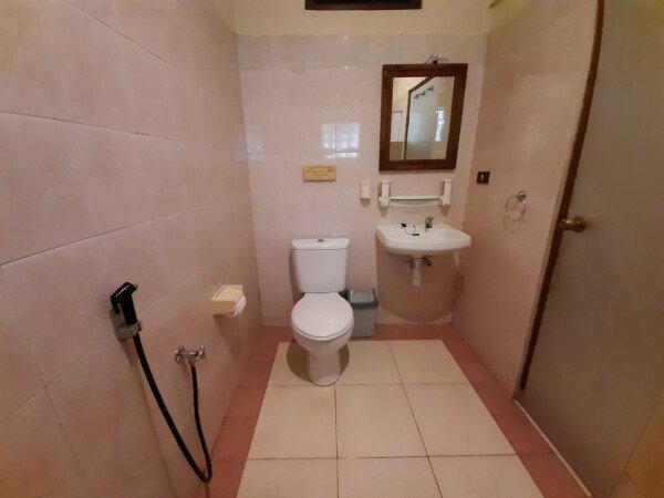 Chambre 7 voyageurs, avec jardin