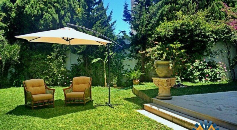 Camera 4 ospiti, con giardino