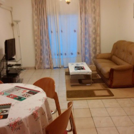 Room 2 guests, with wifi