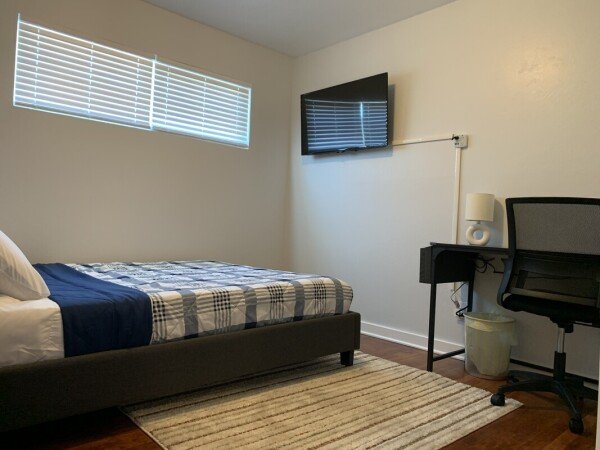 Room 2 guests, with wifi