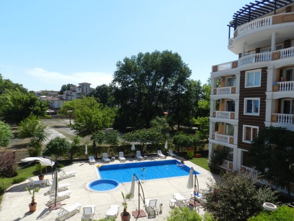 Camera 3 ospiti, con piscina