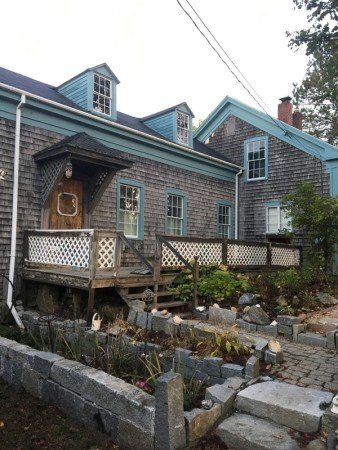 Room 3 guests, with garden