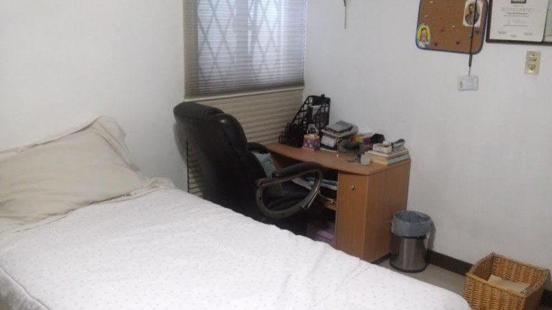 Room 1 guest, with garden