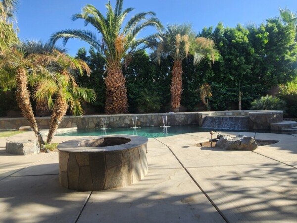 Room 2 guests, with pool