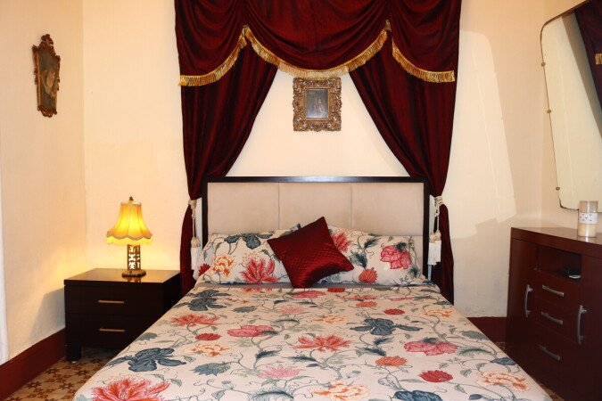 Room 9 guests, with wifi