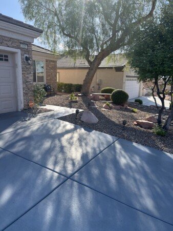 Room 1 guest, with pool