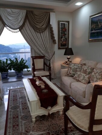 Chambre confortable, 4 voyageurs, avec piscine