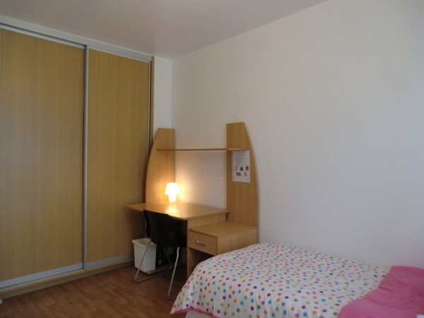 Chambre confortable, 4 voyageurs, avec jardin