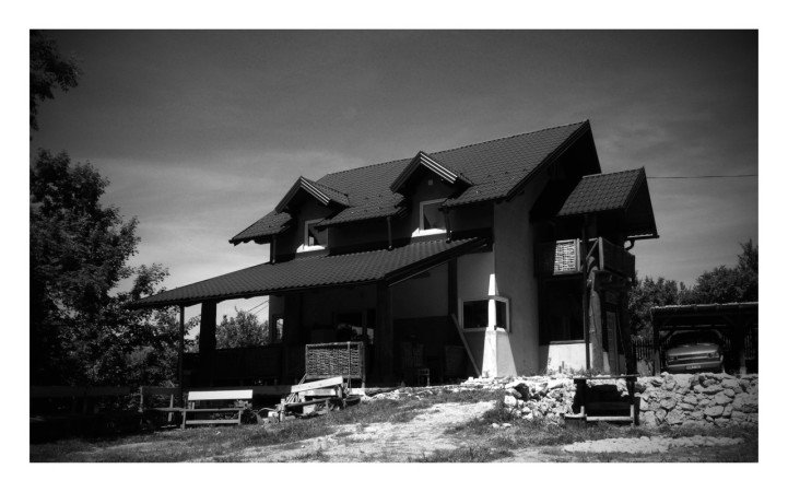 Room 12 guests, with garden