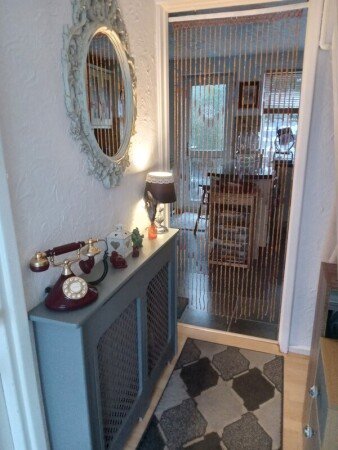 Room 1 guest, with garden