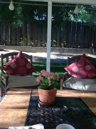 Room 2 guests, with garden