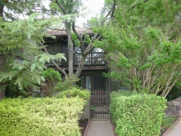 Room 1 guest, with garden