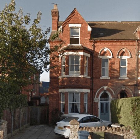 Chambre 4 voyageurs, avec jardin