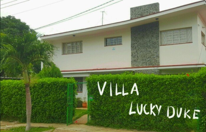 Habitación 6 huéspedes, con piscina