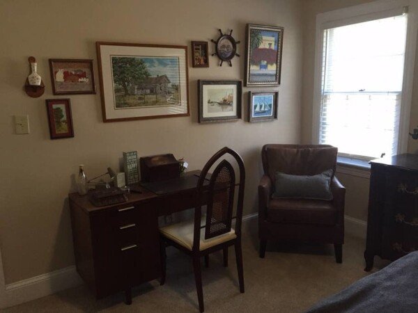 Room 2 guests, with garden